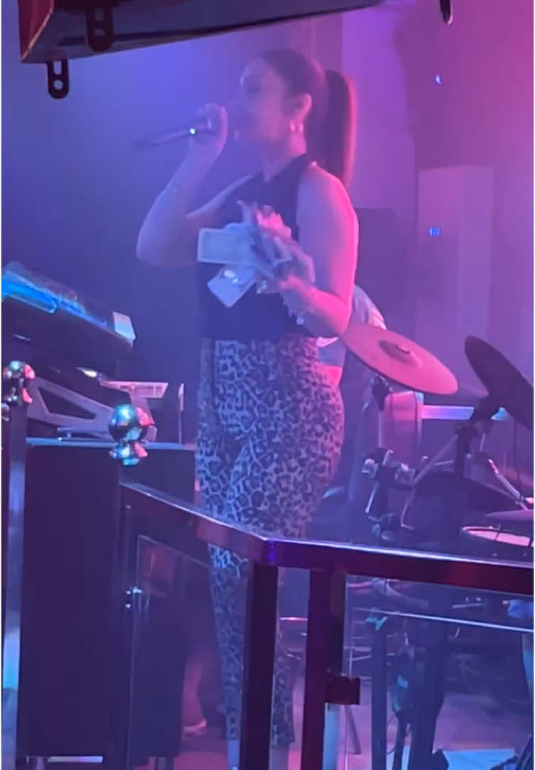 CHEBA SARA 🎤FEAT NINOU 🎹 LIVE MURDJAJOU PLUS B LOTOTI 3LA CHAT BHAR 🥂❤️ #murdjajou_plus #fyp #chebasarah #oran #live #شعب_الصيني_ماله_حل😂😂 #cheba_warda #cheikh_mamidou #chebfathimanar #bhar 
