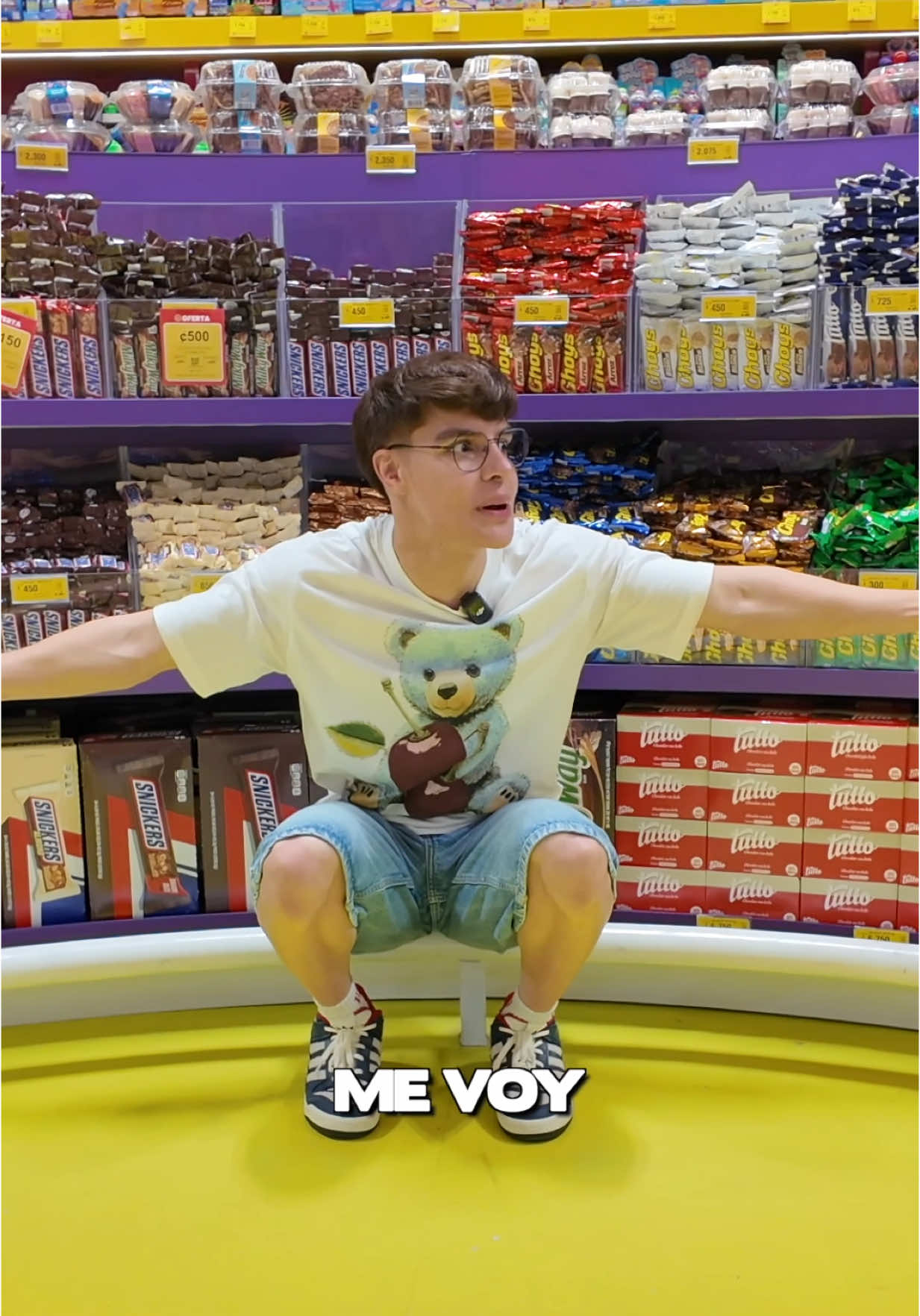 ¿Acaso me morí y llegué al cielo? Porque este SÍ era el paraíso 👼  y casi adopto una paleta 🍭 @Almacenes El Rey  (Si mi dentista ve esto díganle que es inteligencia artificial)
