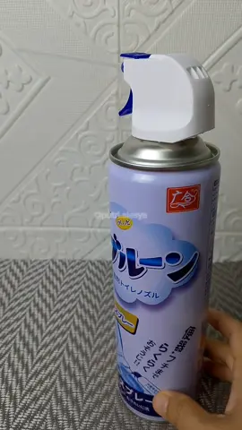 Akhirnya dah jumpa pembersih tandas dan bilik mandi yg sgt power! Tak perlu gosok kuat cuma tunggu 5-10 mnit, senang kerja! #pembersihtandas  #CleanTok #housecleaning #bathroomcleaning #toiletcleaning #cleaningtips #cleanwithme #beforeandafter #cleaningmotivation      #rumahbersih  #fyp #foryoupage 