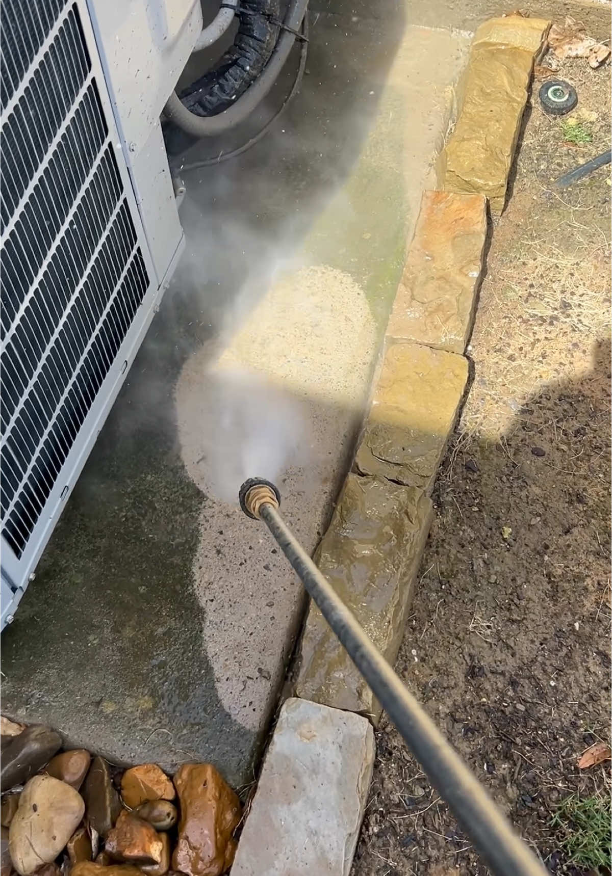 Pressure Washing concrete! #pressurewashing 