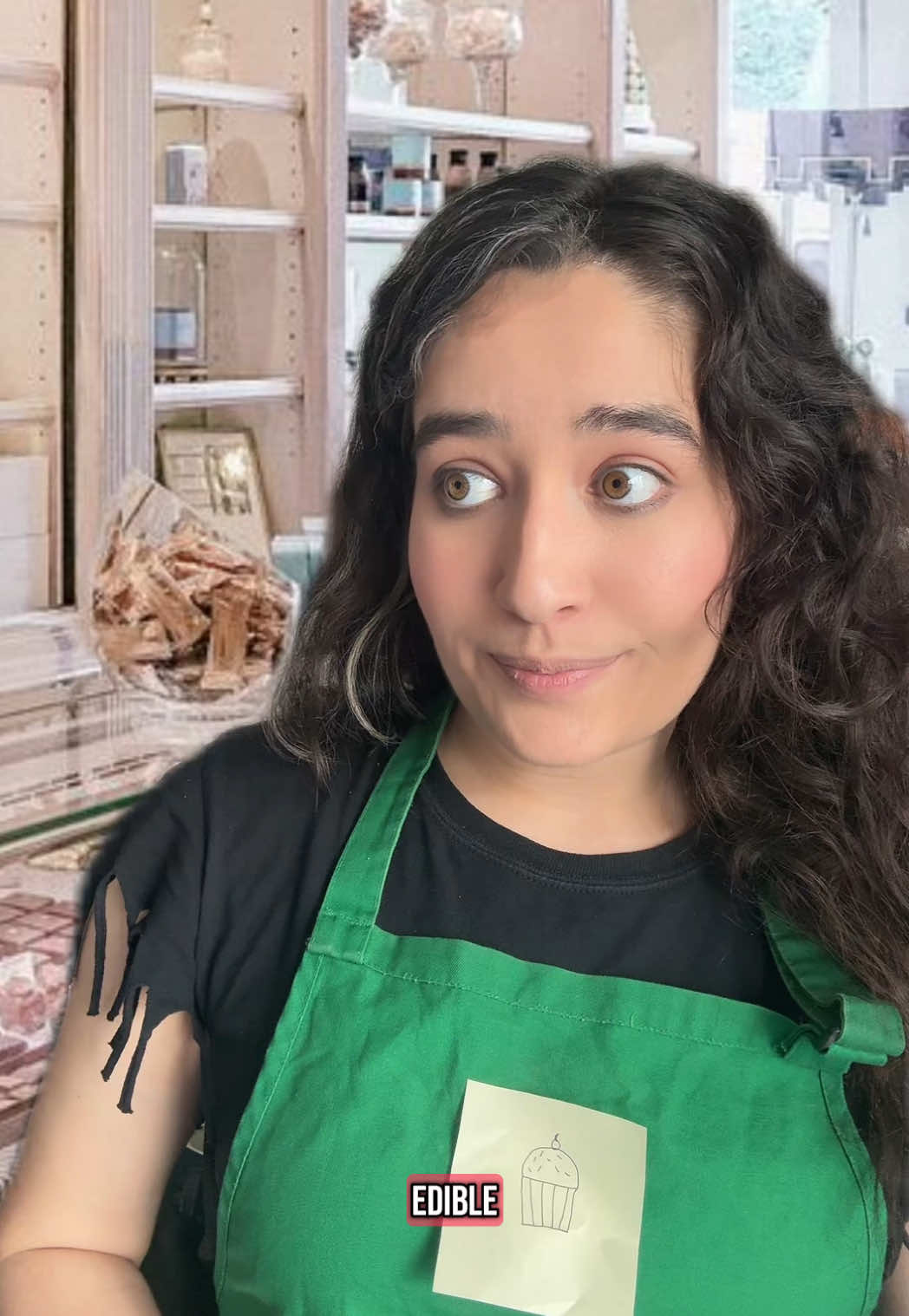 Do you like mint chocolate? 🍫 🧁 #nicoledelacruz #nicolemariedlc #pov #drama #cupcake #bakery #storytime #comedy #shopping #food #singer #losangeles #makeup #clothes #mint #chocolate #greenscreen 