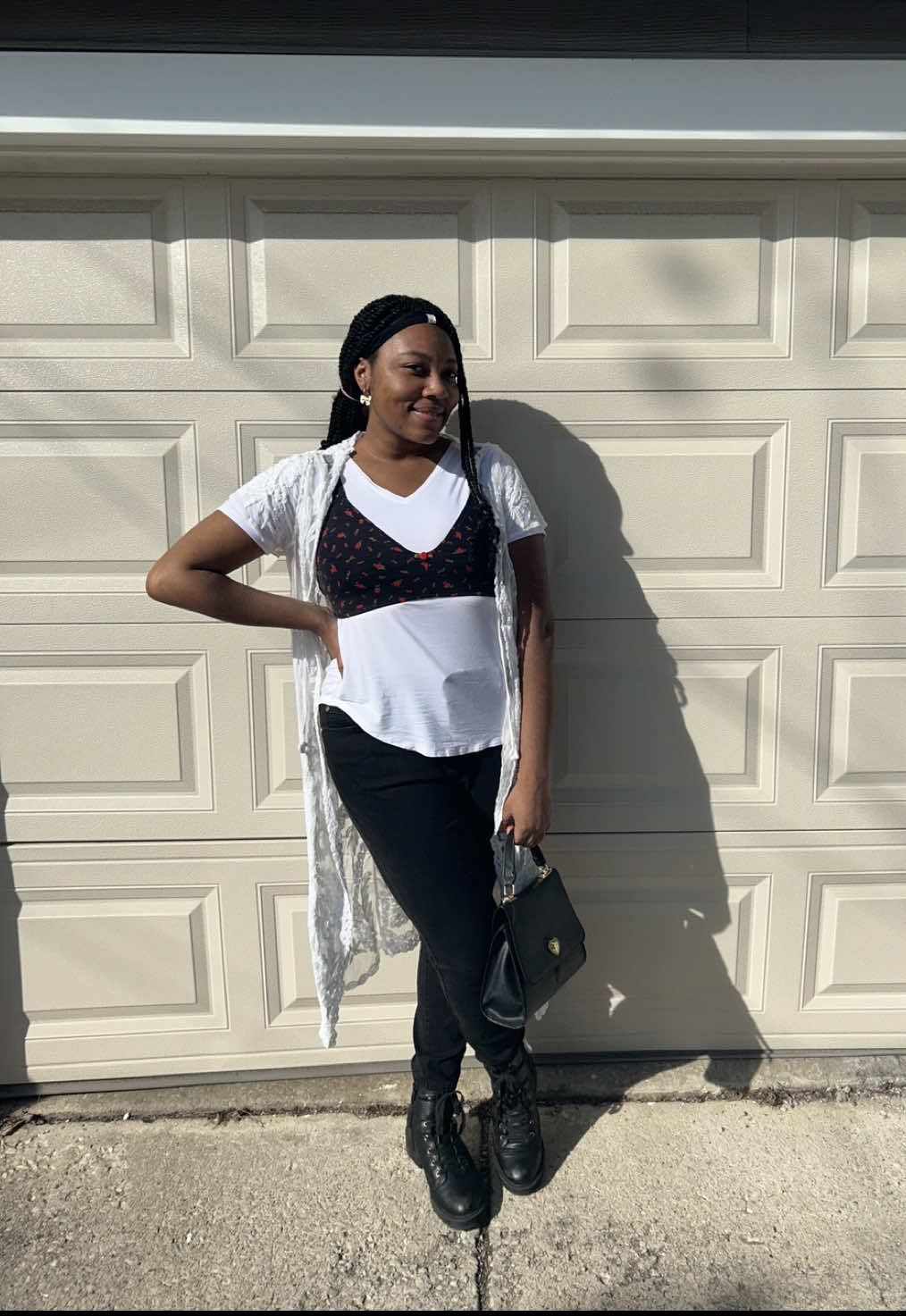 I’m cute, I get by🙂‍↔️🌹 #fyp #chicago #latepost #chicagocreator #actor #blackgirlcontentcreator #jokes 