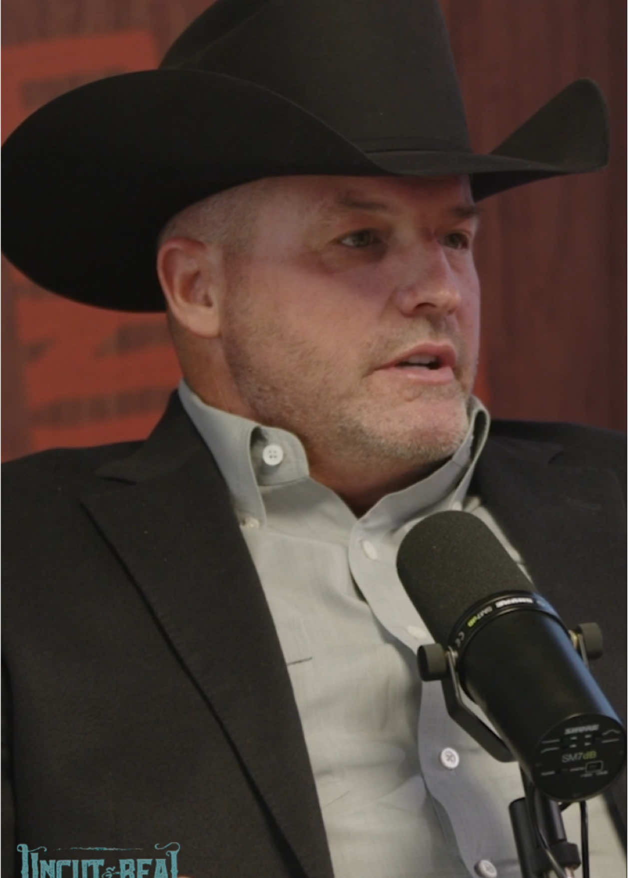 A true horseman wants their horse to win more than they want to win. … Listen to episode #26 with Brett Stone anywhere you listen to podcasts, including Spotify and Apple Podcasts. Or watch the full episode on the Uncut & Real Raw YouTube channel. #uncutandrealraw #clintonanderson #podcasts #brettstone #silverspurs #horse #horsetrainer 
