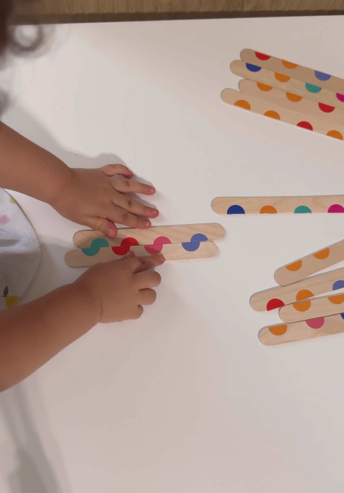 #dotmatching #toddler #educationalactivities #education #funactivities #learningactivities #funkidsactivities #indooractivities 