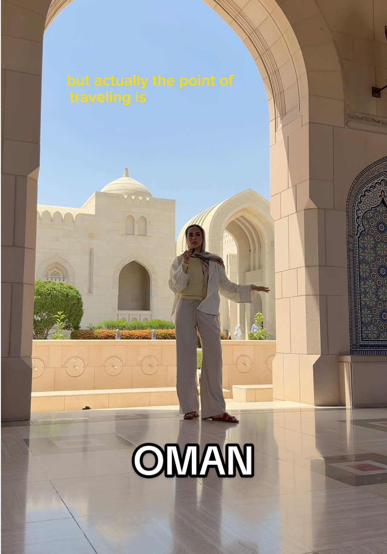 I have so many travel vids sitting in my camera roll so starting with one of my faves #oman #gulf #uae #middleeast #travel #arab #pakistani #muslim 
