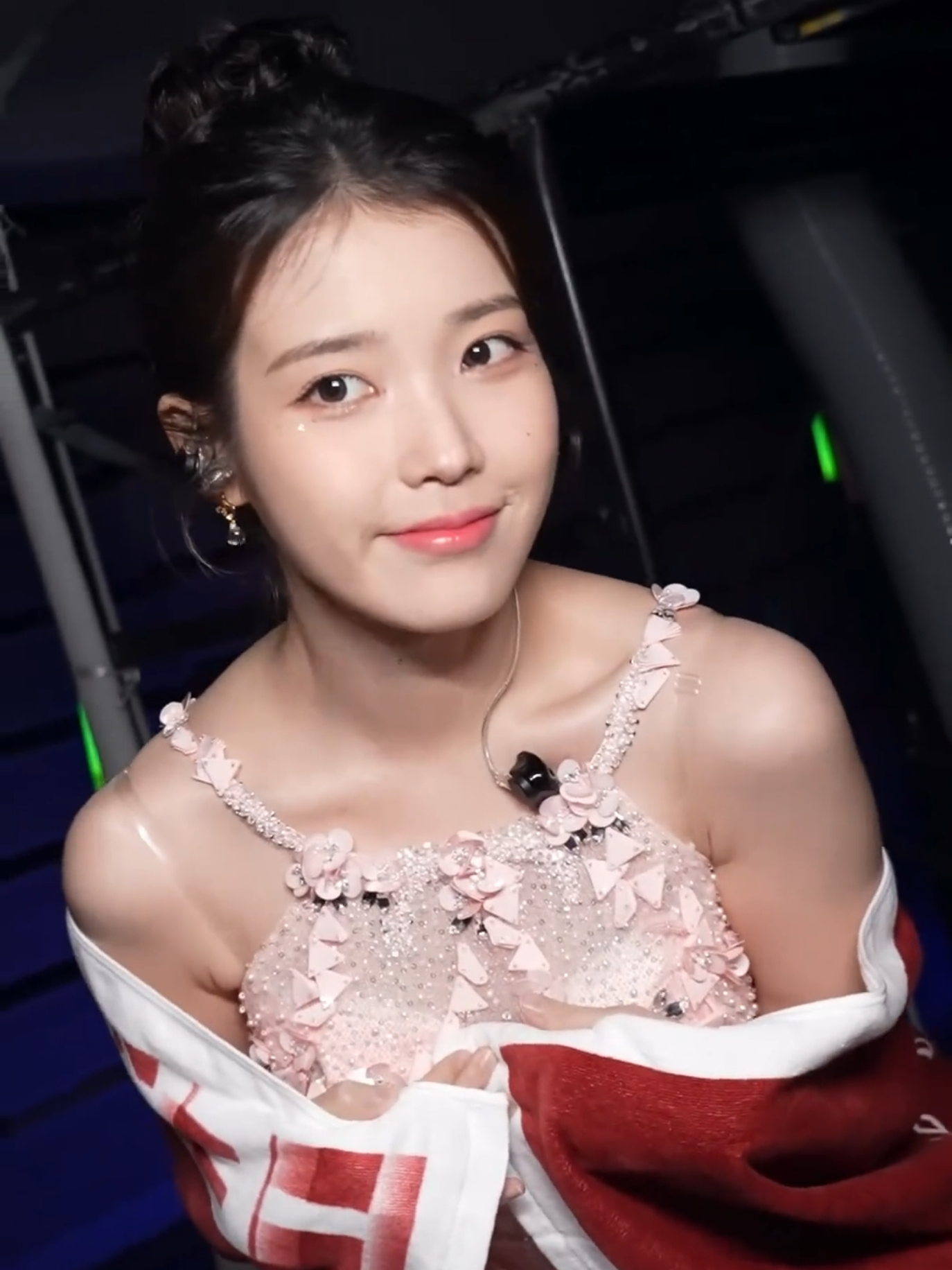 #国民妹妹iu李知恩 #IU #李知恩iu万人演唱会现场 #韩国第一女单歌手iu 