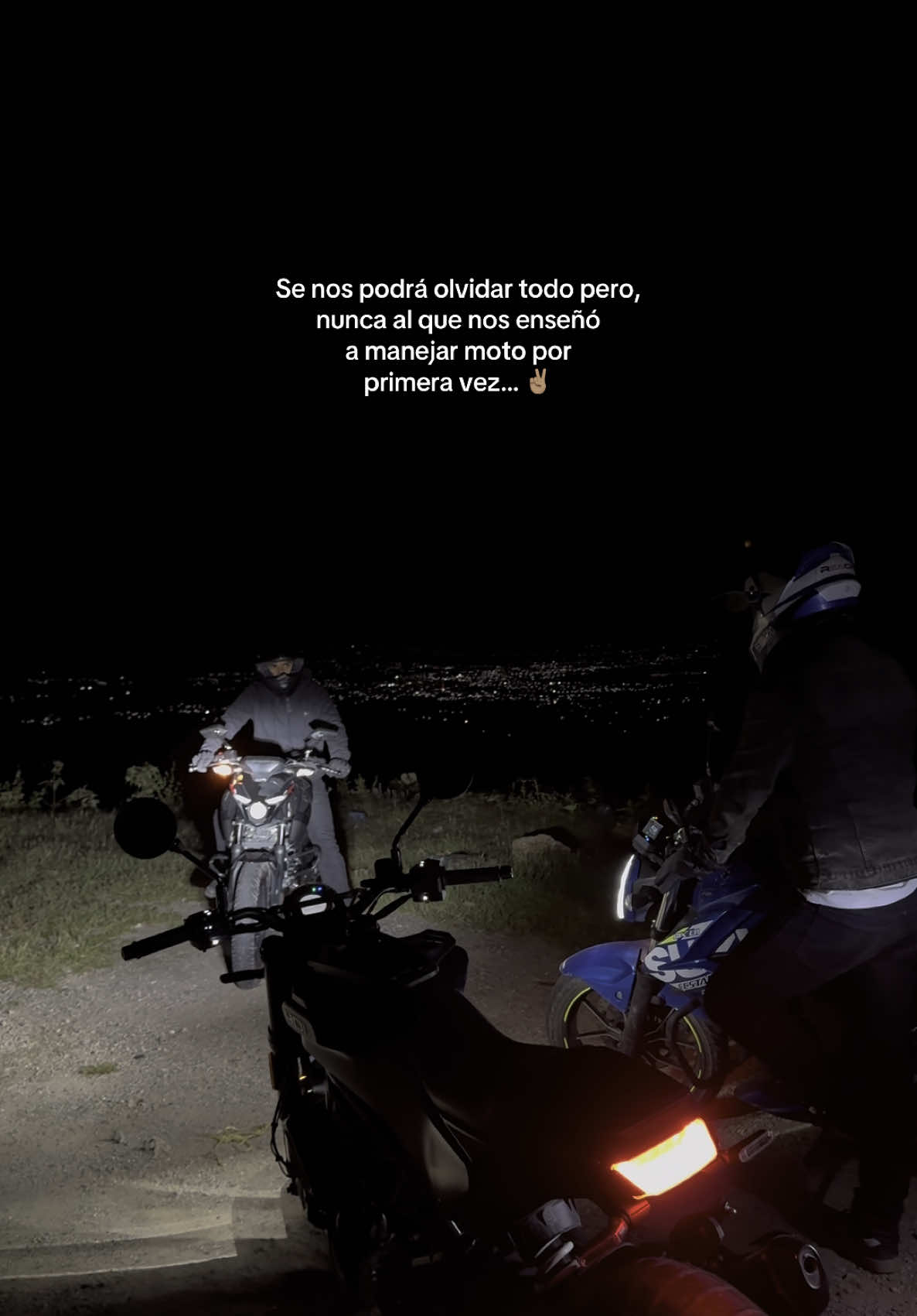 Quien les enseñó a manejar moto? #biker #fyp #parati #motos #bikerlife #rider #ruta 