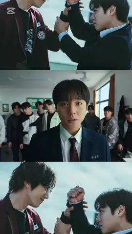 Capitulo 2 Parte 1  #paratii #koreaseries #weakheroclass1 #weakheroclass2 #unheroedebil #netflixseries #drama #fyp #serie #sieun #suho #CapCut 