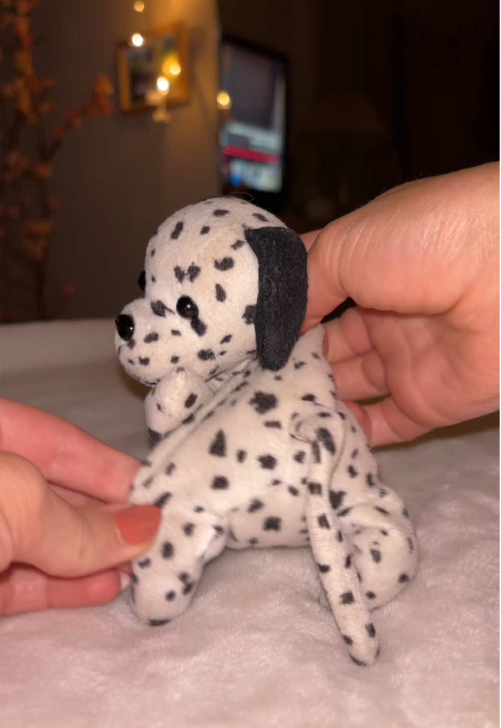 spot ain’t got NO panties on 