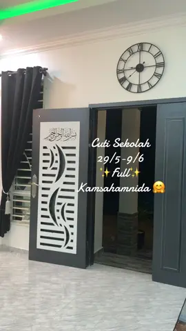 Selamat bercuti anak-anak.. #homestay #staycation #guesthouse #inapdesa #4bedroomhouse #4bathrooms #homeminimalist #bungalow #whitehouse #blackwhite #homestaykotabharu #homestaypasirtumboh 