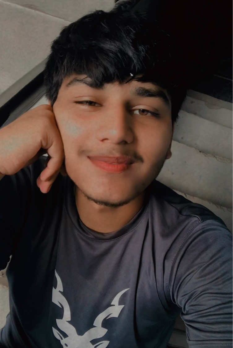 Pta ha 🌚🦋#fyp #lipsing #goviral #newpost #trend #growmyaccount #foryoupage #dontunderreviewmyvideo 