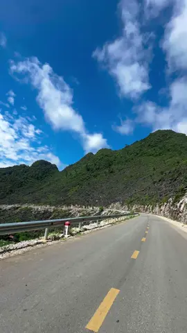 Ta cùng đi. Đi đến chốn xa xôi!!☘️ #dulichhagiang #hagiang #dulichvietnam #cảnhđẹpthiênnhiên 