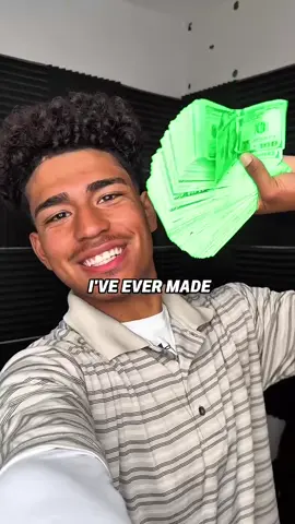 From Selling Snacks to Selling Snacks ✌️😭 So I Started my Entrepreneurial Journey Selling Snacks at School And I was the Best snack man! I was making more money than my teacher selling snacks so I saved up my money in highschool because I was about to graduate and I wasn’t going to college  My life was over and I knew I had to do soemtnjng and couldn’t peak in HS so I bought a vending machine Hashtags #viral #money #business #hustle #entrepreneur #sellingatschool #sidehustle #fyp #vending #vendingmachine #packing #chips #sellingsnacksatschool #sellingchips #Packingvendingmachine #vendingmachine #vendingmachineowner #sidehustle #business #smallbuisness #vendingmachines #viral #entrepreneur #youngentrepreneur #sellingsnacks #sellingsnacksatschool 