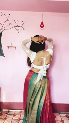 Simple step Dc:✋if you try then tag me🙆‍♀️#bhegibhegiratomai #bollywoodsong #trending #blessed #creatorsearchinsights #fypage 
