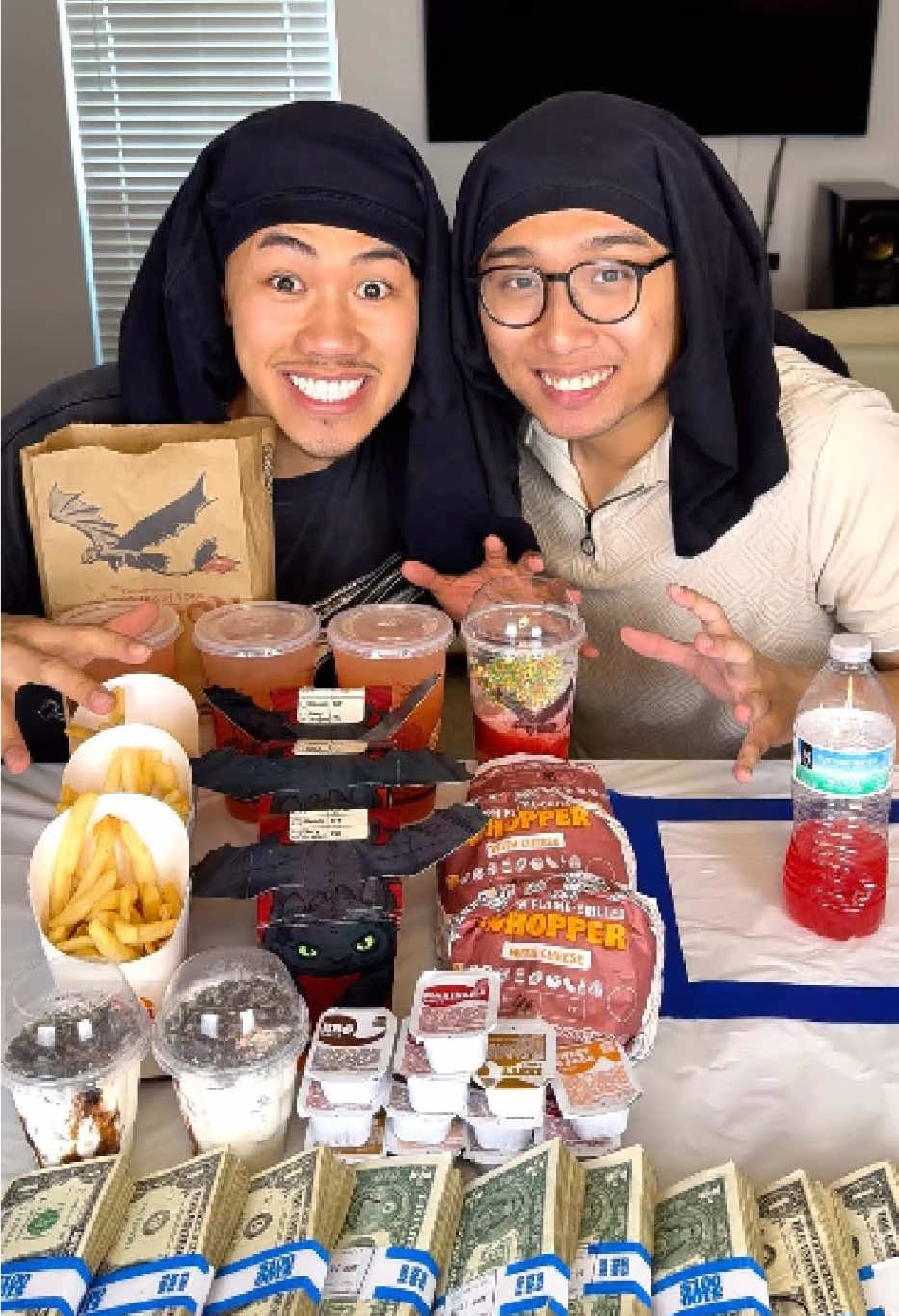 Flipping For Burger Kings NEW How To Train Your Dragon items #burgerking #howtotrainyourdragon #fastfoodlife #fastfood #httyd #whopper #bk #izzyandmary #izzy #lifewithbrothers #atk 