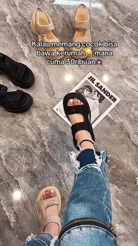 Cek keranjang kuning deh kamu dapat harga berapa?#sandalwanita #sepatuwanita #aandal #sandalmurah #sandalviral #fyp #fyppppppppppppppppppppppp 