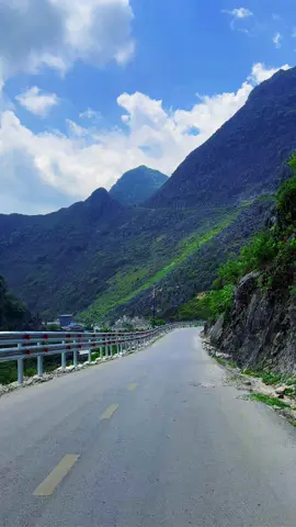 Đây Hà Giang nắng hồng gọi mây #donglongbong #hàgiang 