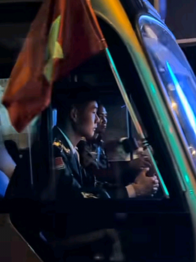 Điệu ngồi oách ghê  #dieubinh  #pla  #a50  #fyp  cre vid đầu: HIẾU VŨ 