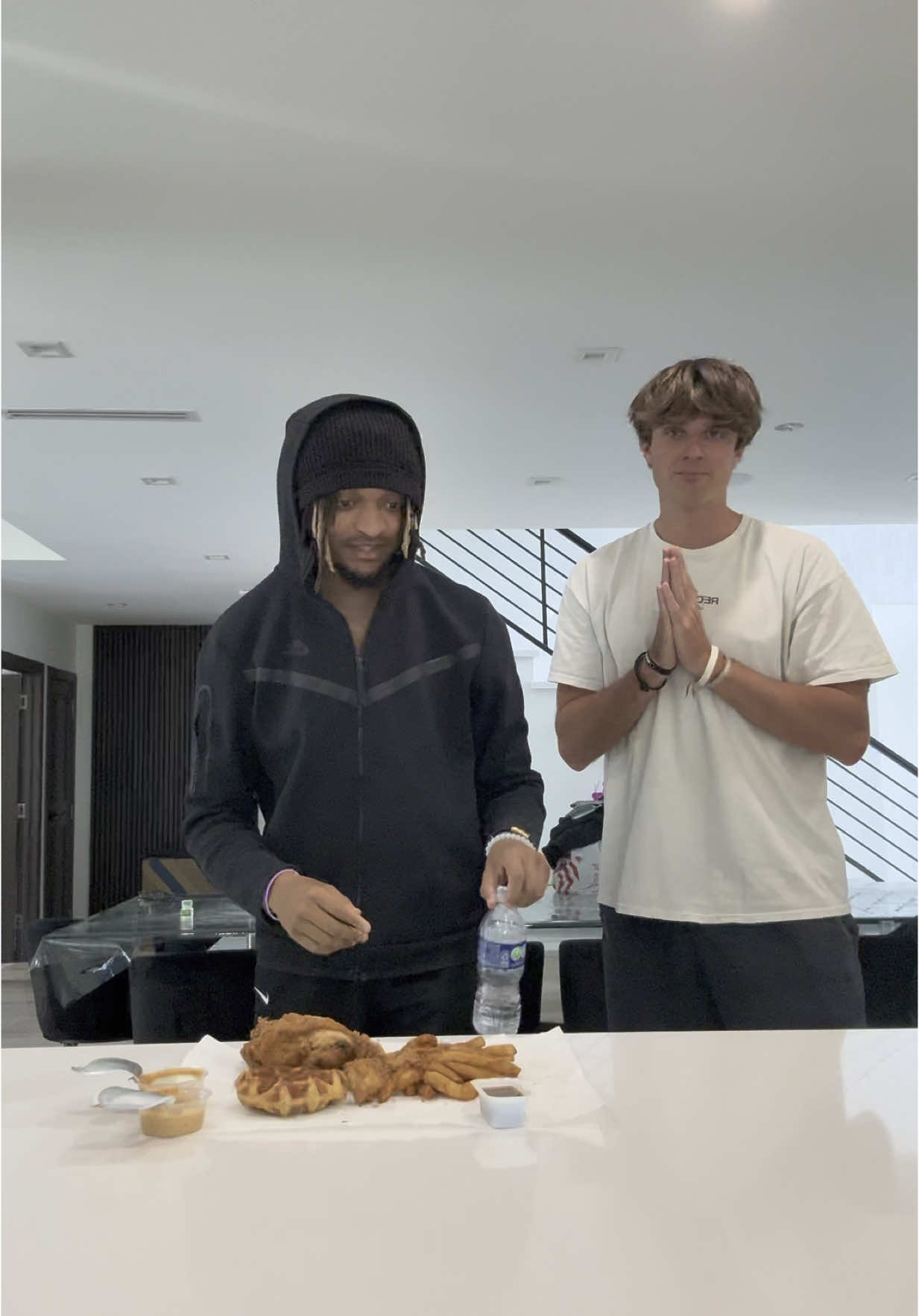 KFC throw down 😳 @Connor Genal  #viral #4u 