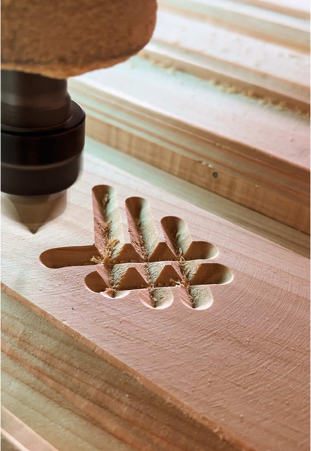 When CNC Wood Carving Becomes Art – 2.5D Satisfying ASMR 😱🎨