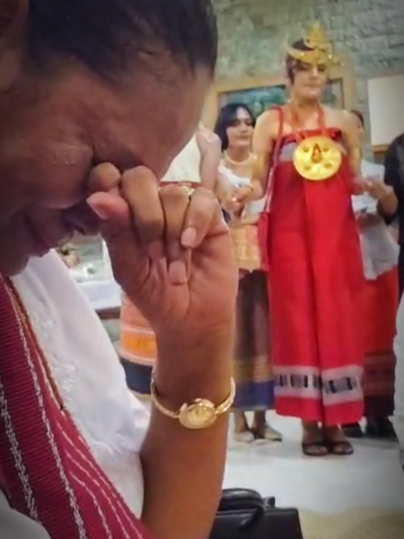 Ita nia identidade#fypppp #fyppppppppppppppppppppppp #fyppp #peace #timorleste🇹🇱❤foryoupage #masuk #for #foryou #foryoupage #masukberanda #fypシ゚ #peaceful #fypp #masukfyp #felix #fypp #cultura #trading 