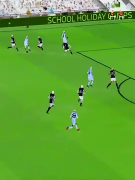 Level Easy - Who is this player?