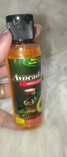 sa mga Gaya ko na may iniinda sa katawan Gaya ng pananakit ng tuhod subukon po ninyo ang avocado oil#avocadooil#miracleoil#avocadoseed#miracleseed#oil#essentialoil#massageoil#bodyessentialoil 