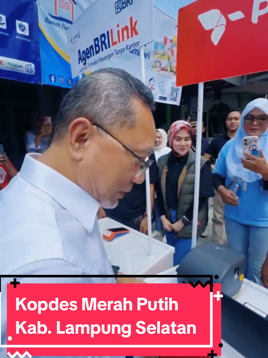 Desa Bumisari jadi percontohan pertama Koperasi Desa Merah Putih (KDMP), Ketua Satgas KDMP, Zulhas (Menko Pangan): Mari kita dorong percepatan pembentukan KDMP demi pemerataan ekonomi nasional sesuai arahan Presiden Prabowo  #zulkiflihasan #menkopangan #bantupanganbanturakyat #Kopdesmerahputih 