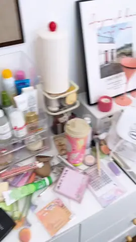 tidy up the dressing table with me ✨  #asmr #organization #fyyyy 