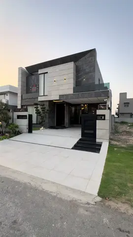 Full House Tour ✨ 1-Kanal Futuristic Modern Design Bunalow Full Basement,Fully Furnished with Huge Size Swimming Pool with an amazing architectural Design  To Plan a Visit & Detsila Contact Now 📞:+92321-1457582 