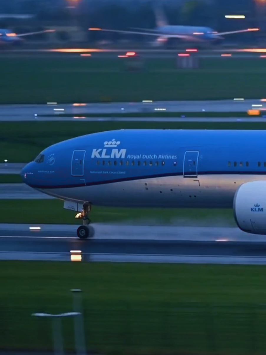 Amsterdam, Netherlands 🇳🇱 ♥️  #Amsterdam #Schiphol #Airport #Dutch #Photography #Videography #travelers #Locals #beautifulMoments #beautifulplaces #DreamDestinations #ExploreNetherlands #AlaBro74 #AlaBro06 