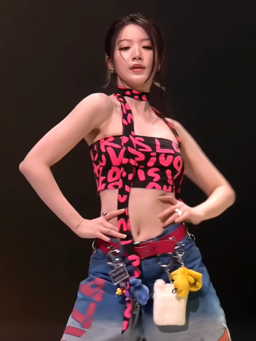 shuhua good thing fancam #shuhua #fancam #fancams #kpop #fyp #trending #seu1g #viral #gidle #idle #studiochoom 