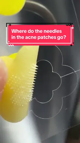 Replying to @iluvyaur_ dododarts are infused with acne-fighting ingredients that dissolve into the skin when you wear them ☺️ #dododots #dododarts #acnepatch #microneedles #acne 