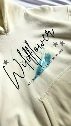 Wildflower 🌟#fyp #fypシ゚ #hoodie #hoodieboxy #hoodiekece #hoodieoversize #hoodiereflektif #fouryoupage 