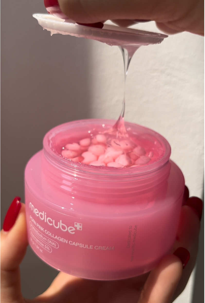 pink boba cream💗🧋 @medicube global #medicube #capsulecream #pdrn #pinkskincare #viral #fyp #gifted 