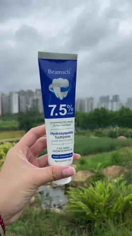 I’m always on the lookout for effective toothpaste that actually protects enamel. Beamach’s pH 7.5 formula checks all the boxes — gentle, balanced, and clean. The taste? It’s just okay, but the results make it worth it. #DentalHygienistApproved #HonestReview #OralCareRoutine #BeamachToothpaste #HealthySmileGoals #TikTokShopFinds #TikTokShopSpringGlowUp #TikTokShopAprilRestock #TikTokShopMothersDay 