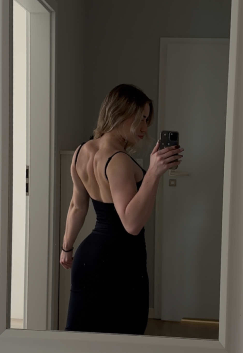 Back,back,back  #gymgirl #musclegirl #gym #GymTok #gymrat #dc #fyp #trends #viralsong #backmuscles 