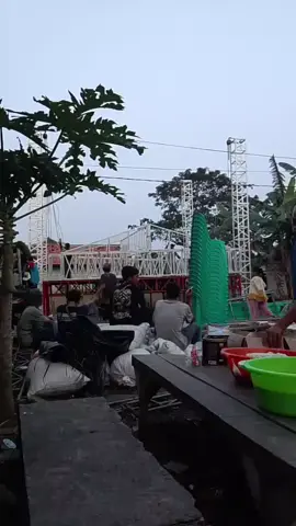 moga salamet berkah tiada halangan smpe selsay..di hibur bersama full musik