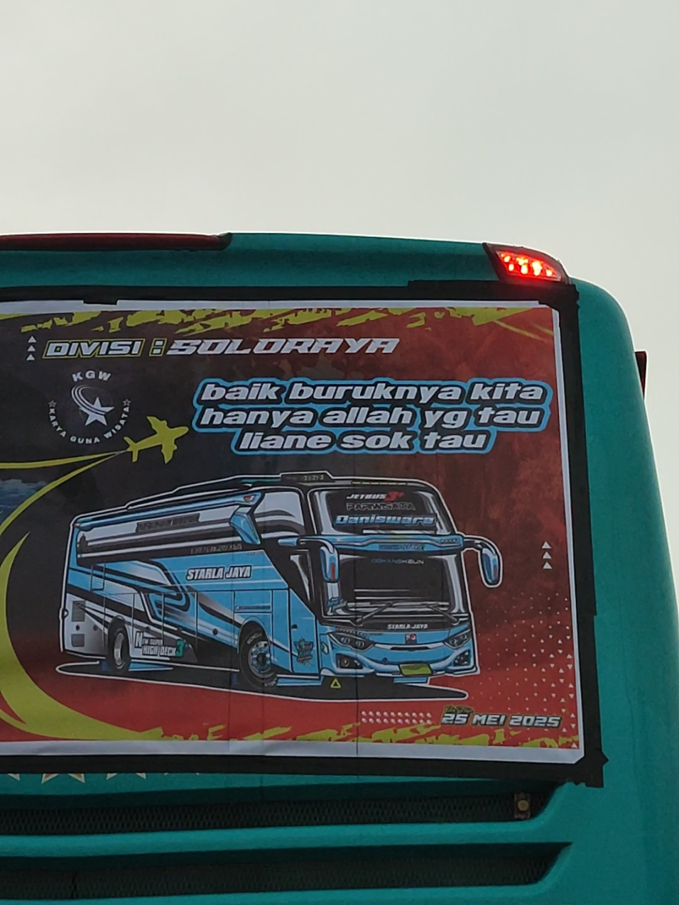haha wellll🤣😜🤙#wongliongertiopo #tripmania #gamontrip #kebumen #bus #starlajaya #katakata 