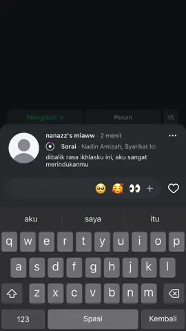 “ikhlasin orang yang bukan siapa siapanya kita itu sakit banget”