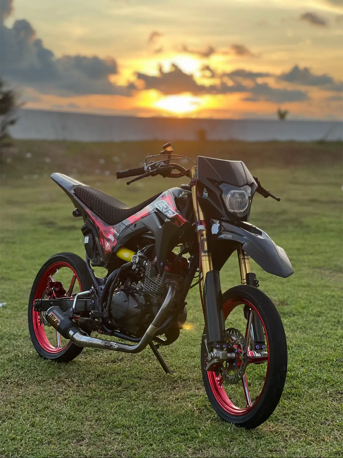 #surex #supermotoherex #supermoto #tigergank #mxkingsolostyle #mxsoloraya #xzyabc #fypage 