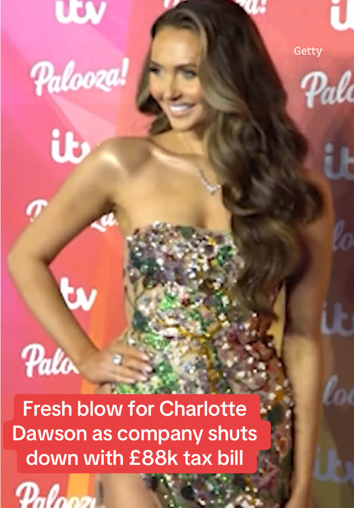 After taking back her 'sexting' fiance, Charlotte Dawson is facing a fresh devastating blow. The stunning reality star has been has been hit with business troubles after her partner was caught sexting another woman. Read the full story above👆🏼 #CharlotteDawson #RealityTV #CelebNews 
