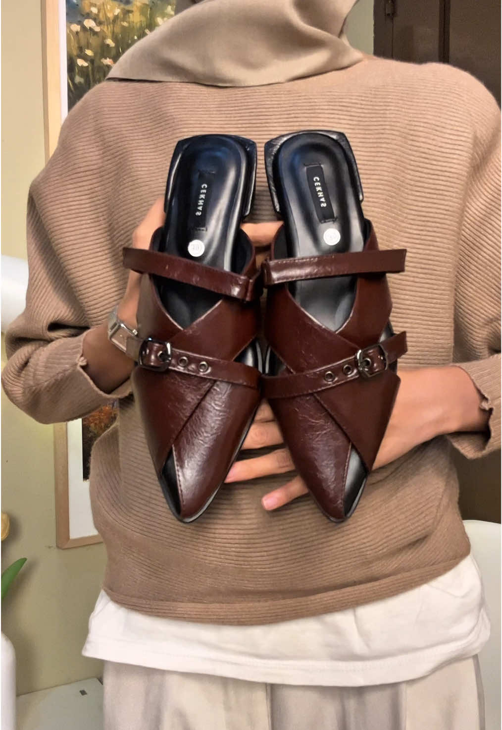 Cekhas bisa stop gebrakannya gak!!! bikin pengen ngoleksi semuwa product😣🫶🏻 #cekhas #cekhasid #cekhasshoes #sendal #flatshoes #fyp #foryou #outfit 