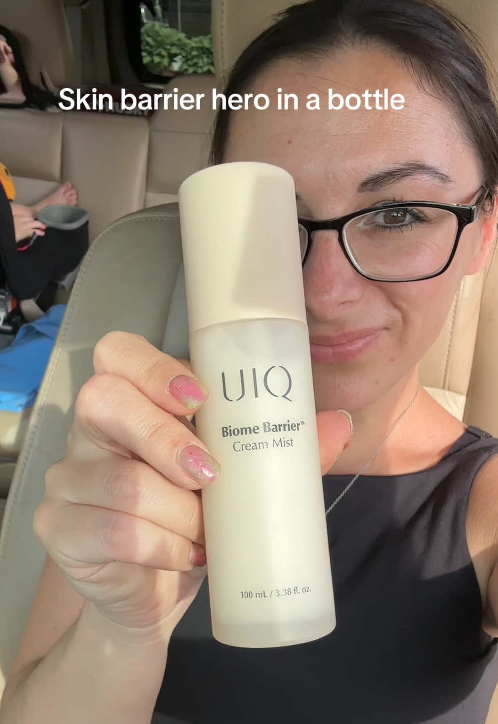 I thought barrier creams were only for when my skin was freaking out… but this mist changed my mind. It’s lightweight, calming, and just the right glow boost. You can find UIQ Barrier Cream Mist on Amazon @Bloomkare @Bloomkare Prize HQ  #bloomkare #BloomkareGiveaway #UIQ #FaceMist #FacialBarrierMist #BarrierCreamMist #skininflammation #skinbarrierrepair #healthyskinbarrier 