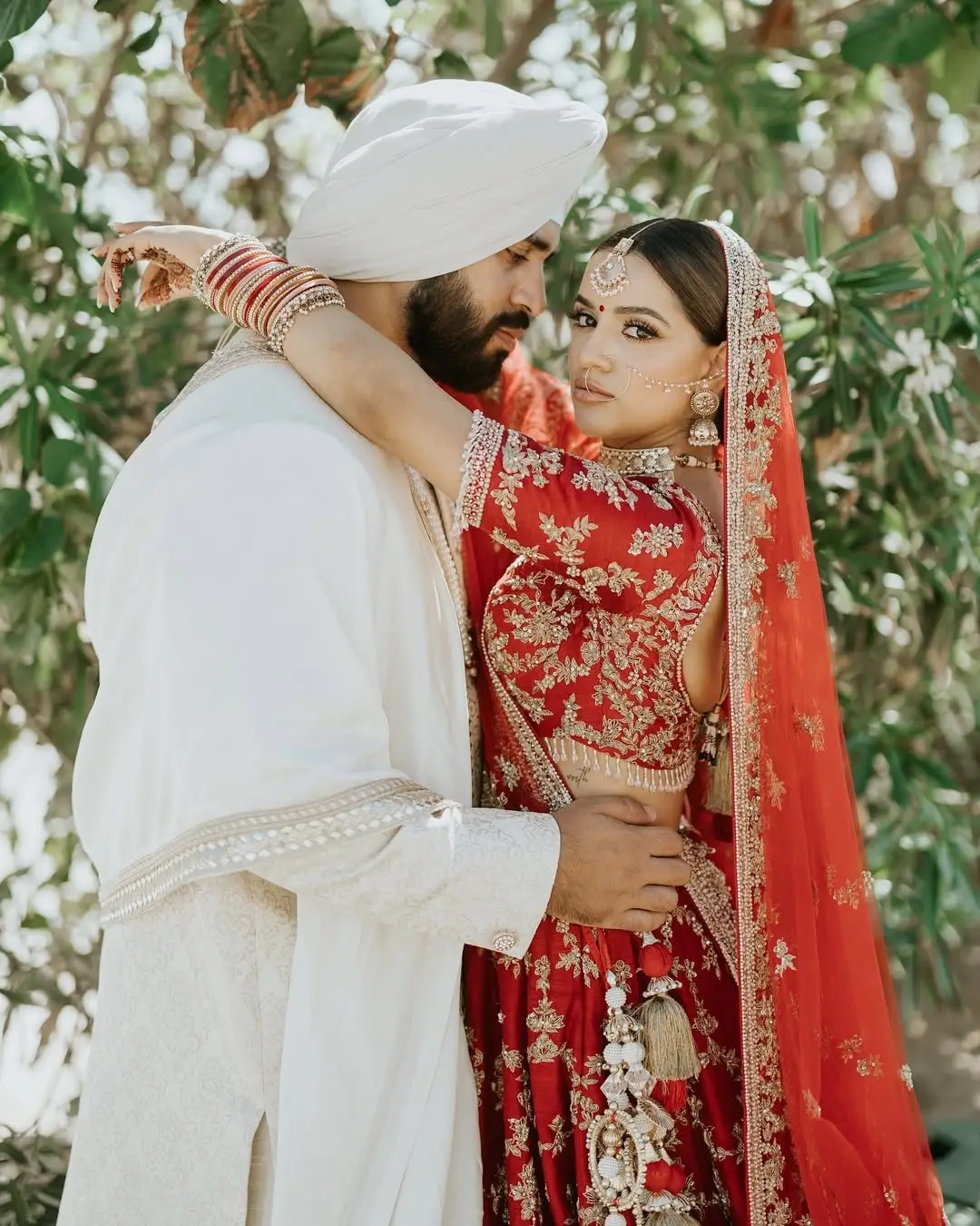 This Sikh destination wedding in Mexico is pure magic and all heart ❤️  From sacred vows to seaside views, every moment was a dream come true! Bride: @davneetdhillon Photography @varsolavisuals Video: @maiyan_studios Venue: @hrhloscabos @hardrockhotels Makeup: @aquarius_art81 Bridal Outfit: @sunnysbridal Bridal Jewelry: @parasfashions Follow @maharaniweddings for more South Asian Wedding Inspiration 💫 #indianweddings #destinationweddings #cabomexico #sikhweddings #mexicowedding  #weddinggoals #maharaniweddings #tiktokwedding #sikhweddings #sikhwedding_usa🇺🇸 I’m just 