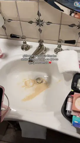 LA MOITIÉ DE LA POUDRE EST TOMBÉ…😔😔😔 #makeup 