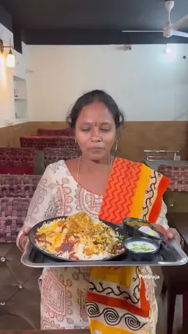 Jaipur mein ban rahi hai Best Hyderabadi Dum Biryani — dum bhi hai, taste bhi zabardast! Street food ka nawabi andaaz! #HyderabadiBiryani #JaipurStreetFood #DumBiryaniLove #BiryaniAddict #indianfoodie 