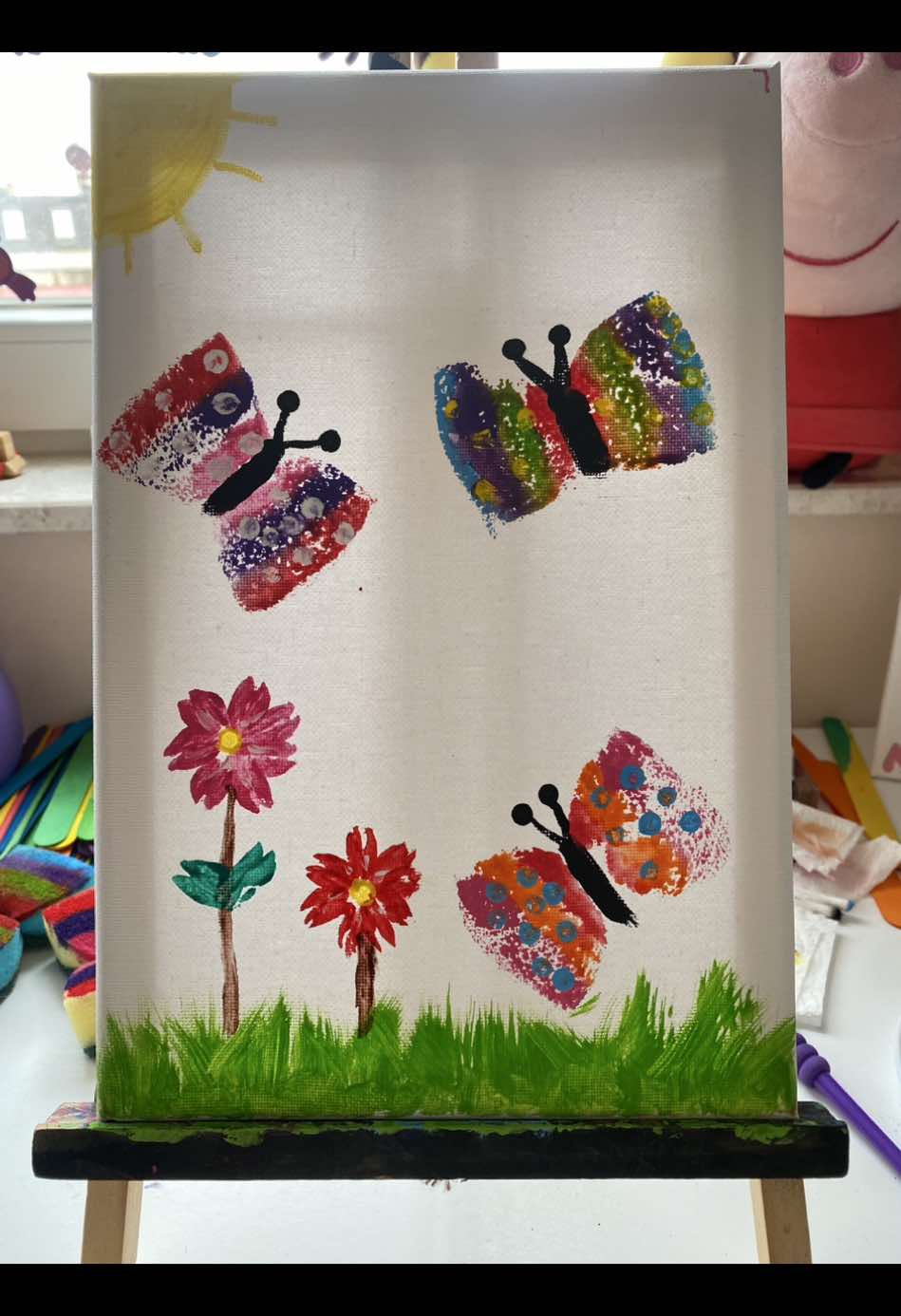 Nina with her magic hands - butterflies, sping vibes and happiness 🎨 🦋 ✨  #CreateWithNina #KidsArt #ColorfulMoments #SpringVibes #LittleArtist #ArtWithHeart #fypシ゚ 