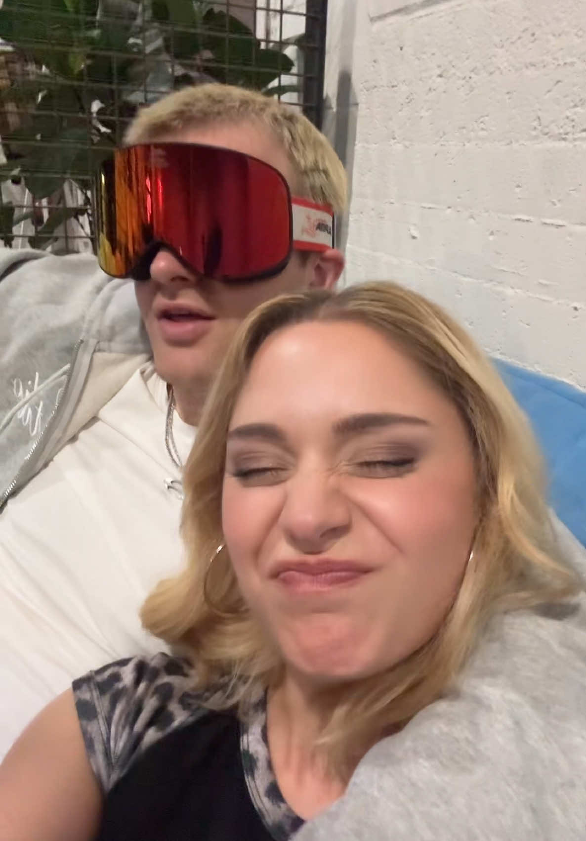 Was ist denn hier jetzt los @Ski Aggu egal neuer Song „Palermo“ is geil #skiaggu #okciao