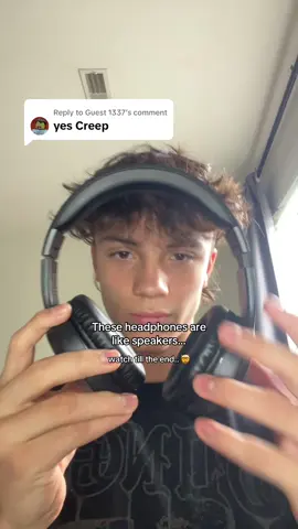 Replying to @Guest 1337 And there super cheap to! #headphones #music #tiktokshop #loud #noisecellation #creep #freeshipping #cheap #fyp #sale #viral 